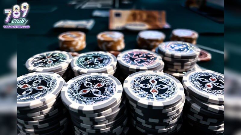 Chiến Lược Tối Ưu Trong Poker Online